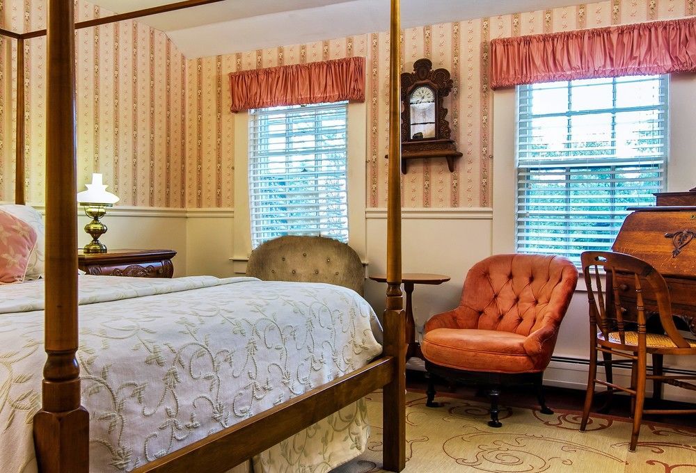 Queen Anne Inn Чатъм Екстериор снимка